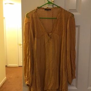 American Eagle woman’s Mustard color Boho Tunic top with Long sleeves.